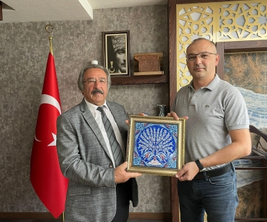Belediye Başkanımız, KGM Kayseri 6. Bölge Müdürü Sn. Ahmet Bülent Büyük'ü makamında ziyaret etti.