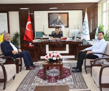 Belediye Başkanımız, DSİ Kayseri Bölge Müdürü Rahmi Şahin'i makamında ziyaret etti.